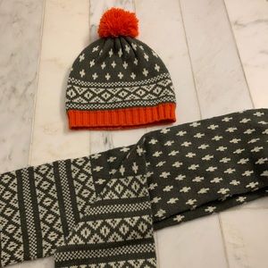 Mini Boden hat and scarf set! 7 to 10 years old